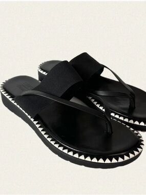 Ron White Rapisardi Black and White Leather Sandals Sz. 40/9